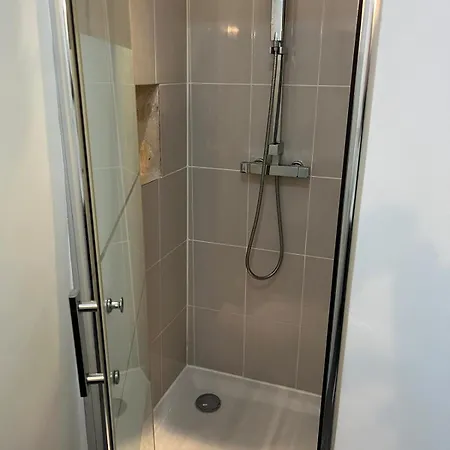 Le Contemporain Apartment